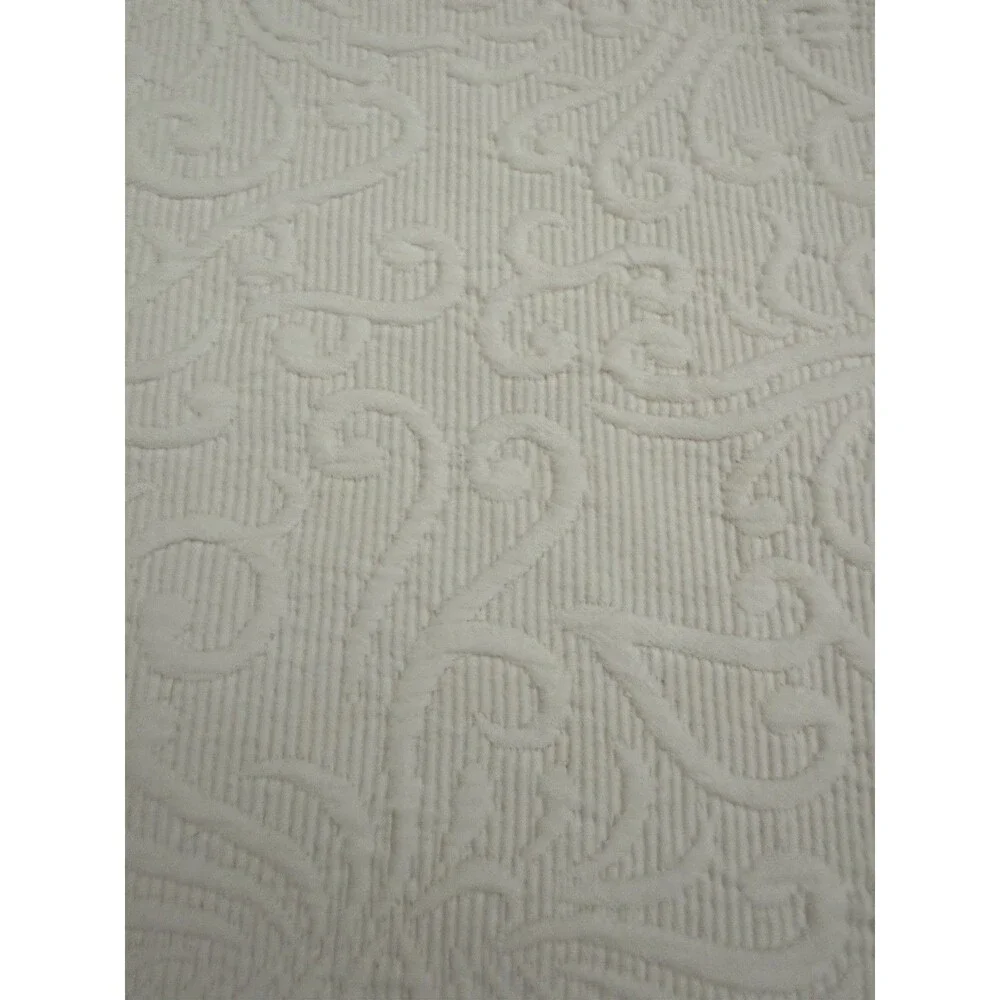 ✿ Vintage White Cotton Matelassé Throw Blanket Bedspread